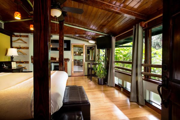 Hotel Kilauea Hospitality Group (Volcano)